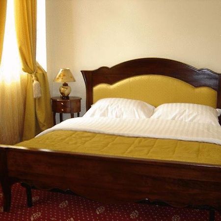 Hotel Maryo Ploieşti Dış mekan fotoğraf